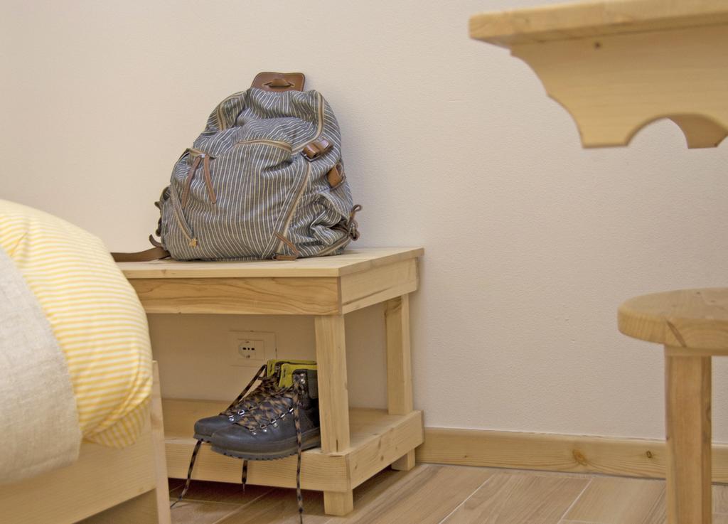 Le Castagne Matte Bed & Breakfast Stenico ภายนอก รูปภาพ